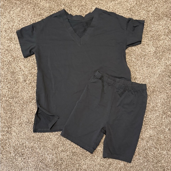 Matching Set - Picture 5 of 8